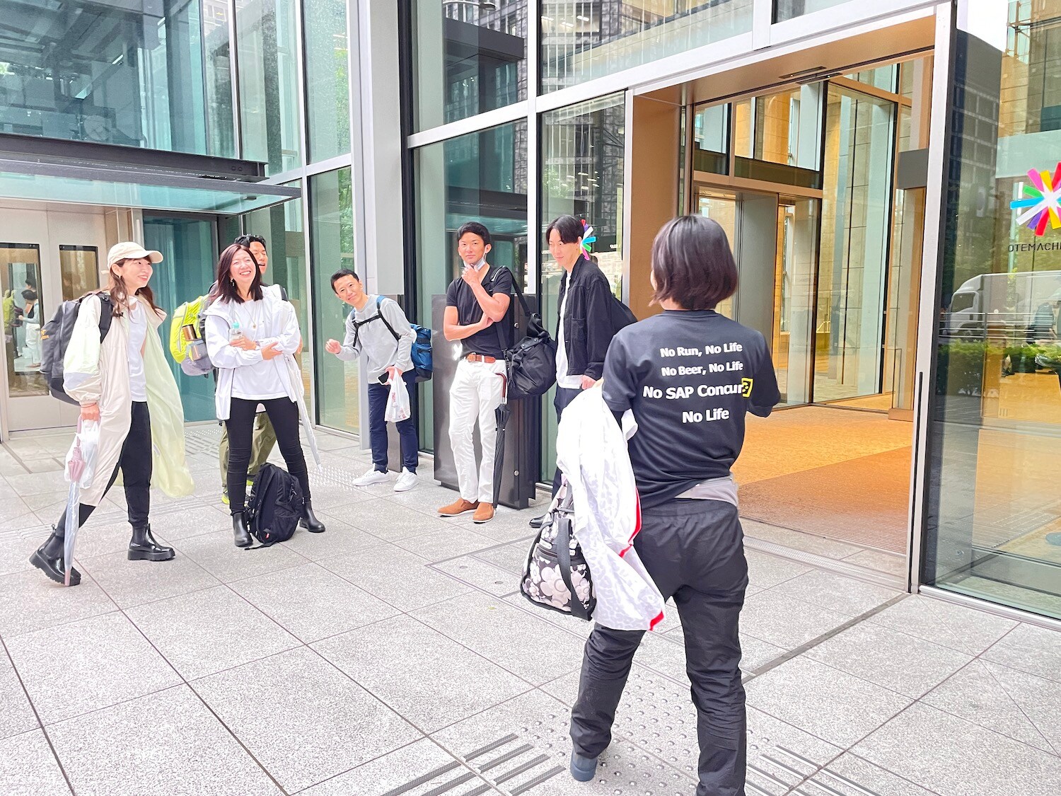 三井物産ビル前