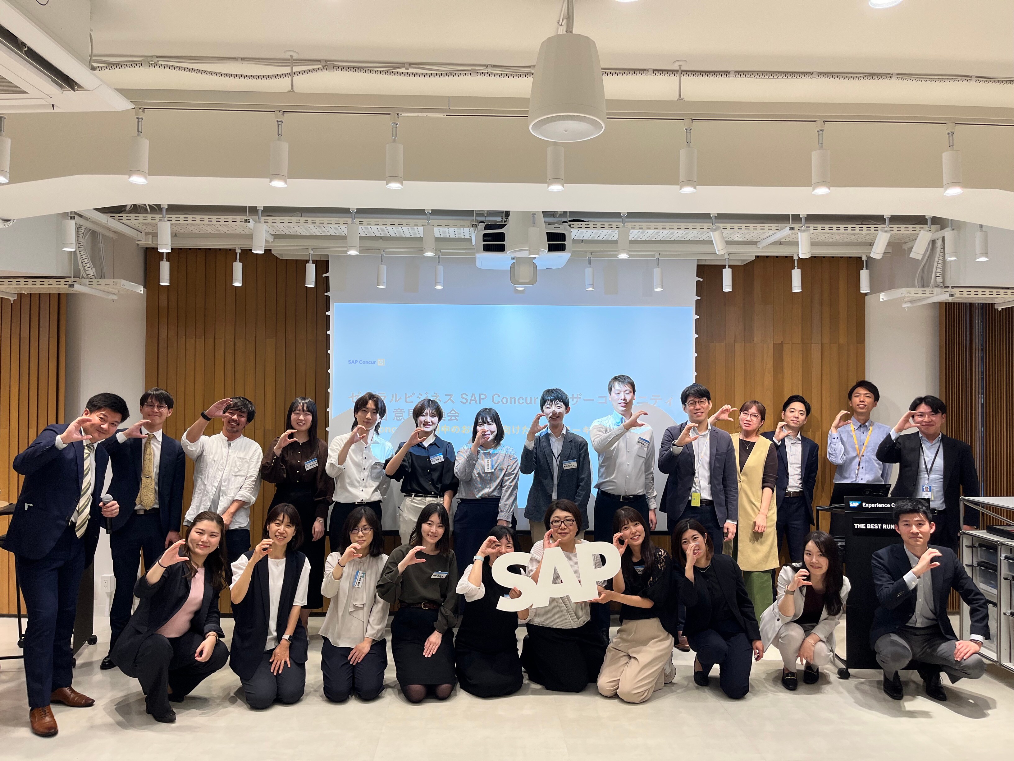 ユーザーコミュニティ集合写真